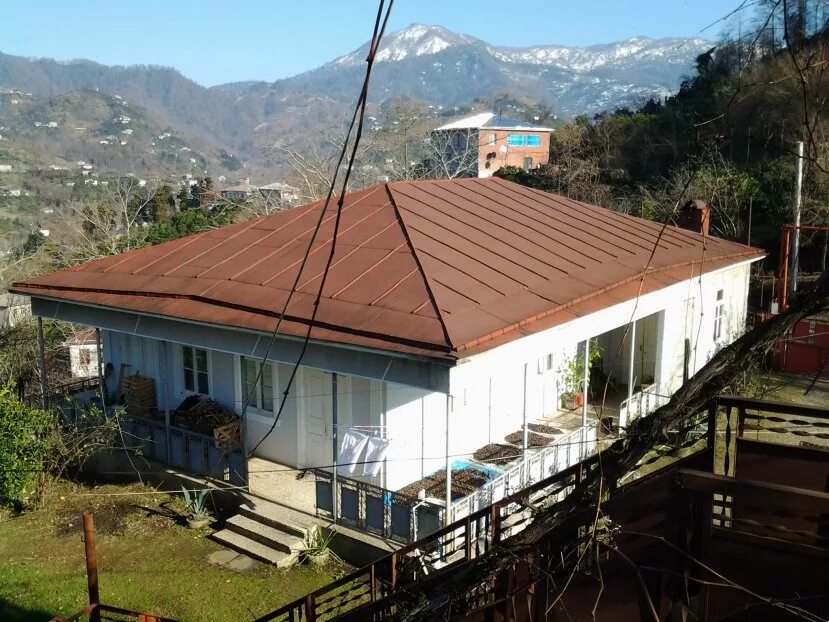 церковная письменность грузии. объявления грузия. Schuchmann wines château,villas & spa. зима в тбилиси. грузия тбилиси зима.