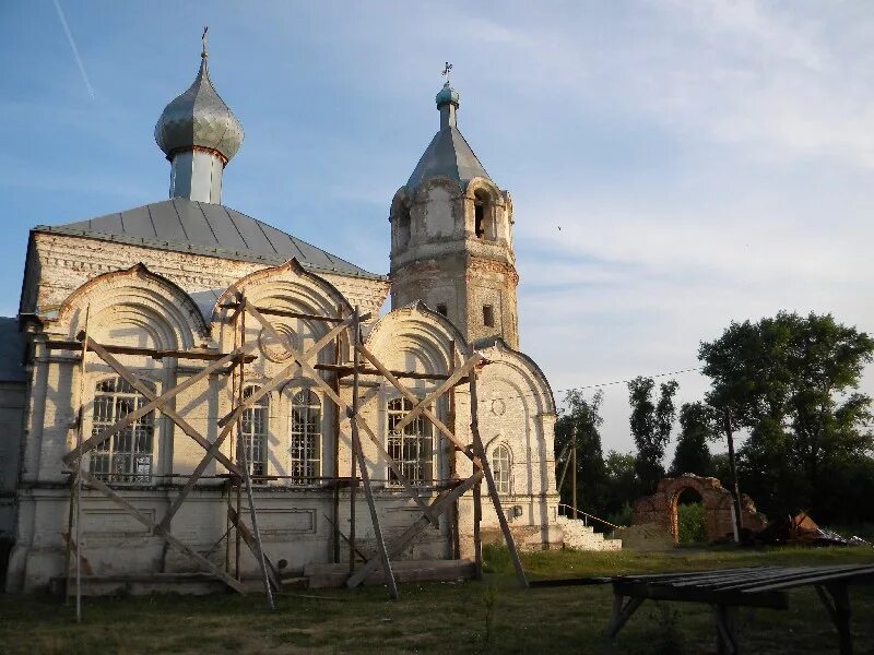 Беловский район село. Малое Солдатское Беловский район храм. Храм в Малом Солдатском Беловского района Курской области. Гочево Беловский район Церковь. Курская область Беловский район Малое Солдатское.