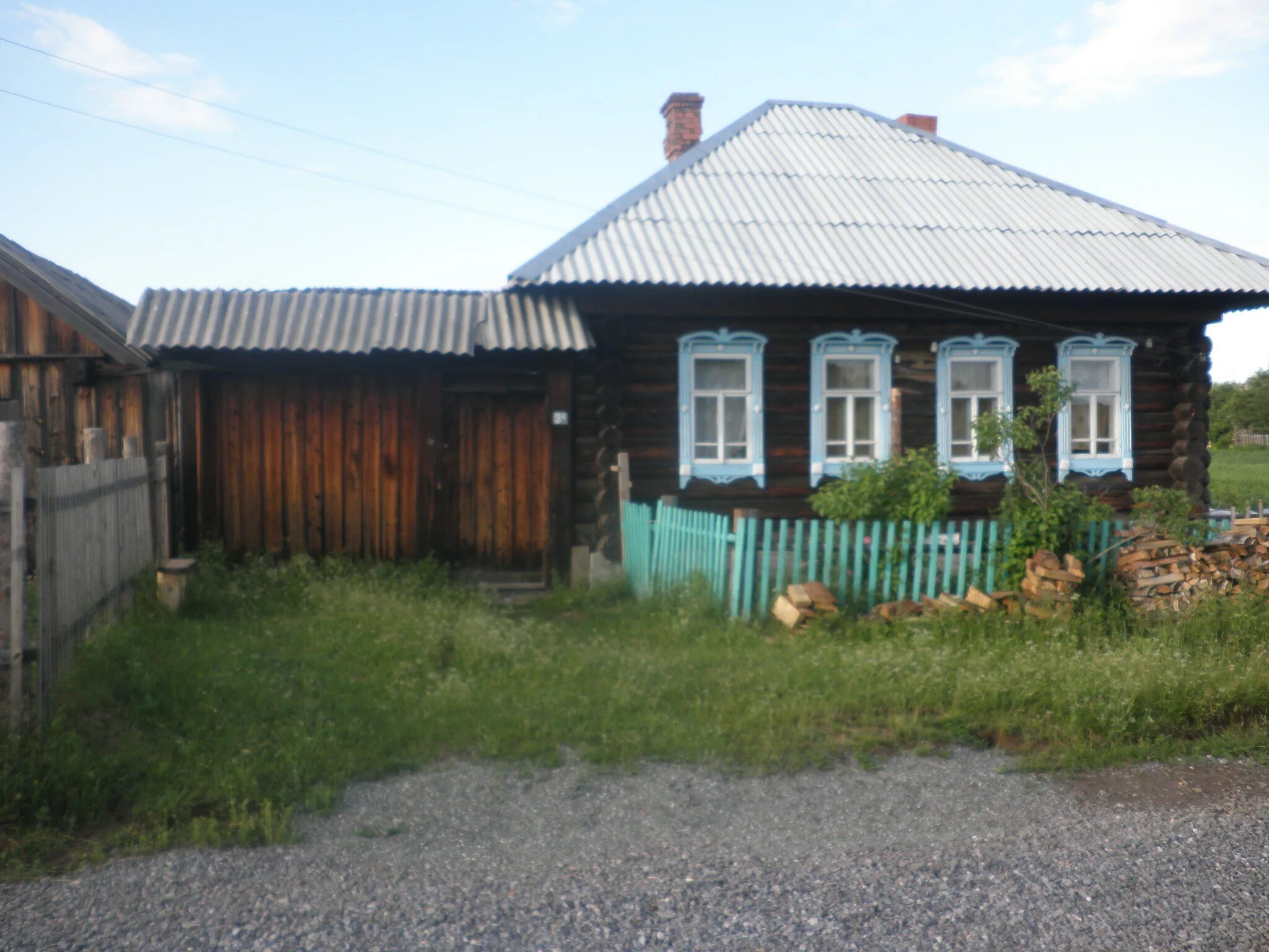 Продажа деревни в свердловской области. Деревня Морозково Серовский. Морозково (деревня, Свердловская область). Школа деревня Морозково Свердловская область. Деревня Гари Свердловской области.