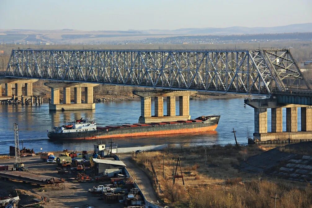 Коркинский мост Красноярск. Мост 777 в Красноярске. Железнодорожный мост через Енисей 777. Мост три семерки Красноярск.