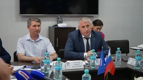 Депутаты кчр