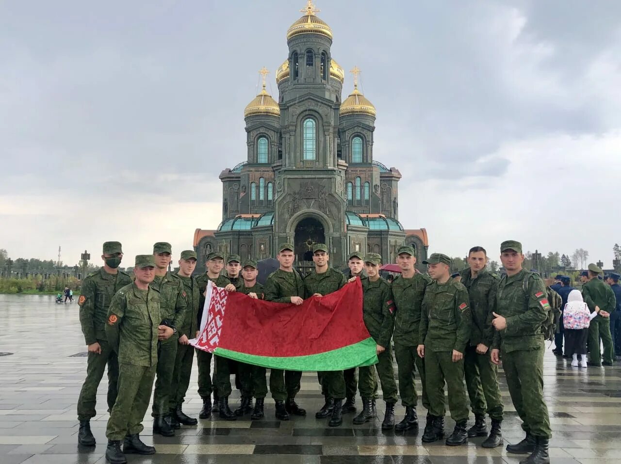 Будут ли военные в москве. Храм Министерства обороны в Кубинке. Храм военных сил Российской Федерации в Кубинке. Храм Вооружённых сил в Алабино. Главный храм Вооруженных сил РФ.