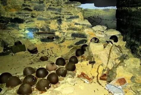 В аджимушкайских каменоломнях где в течение