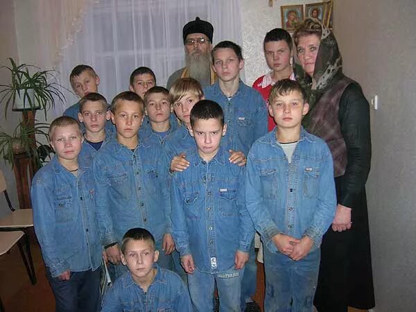 школа закрытого типа для подростка. спецшкола сургут для трудных подростков. серафимовская спецшкола закрытого типа туймазинский район. школа закрытого типа для подростка. специальная школа закрытого типа.