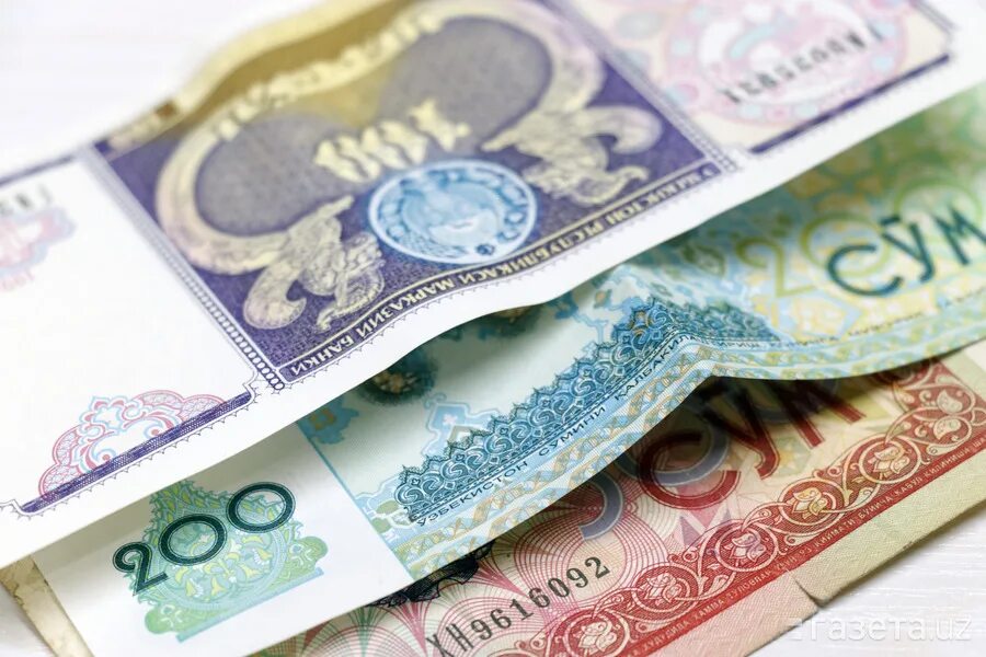 Маленькая сум. Деньги сум. Узбекские деньги. Купюры Узбекистана. Валюта Узбекистана.