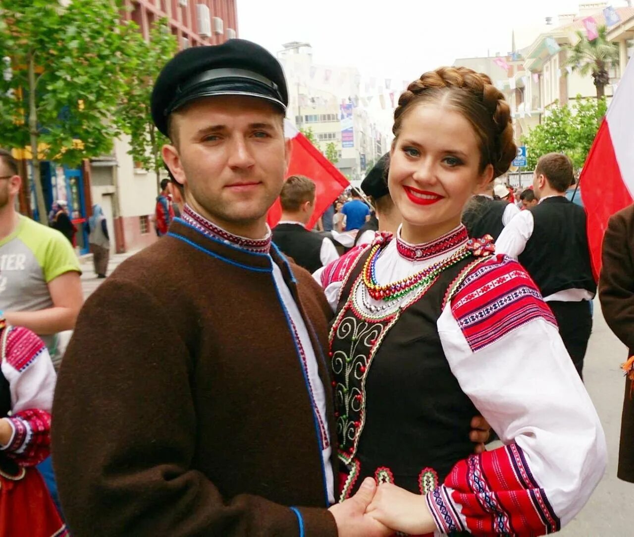 Поляки внешне. Польша народ. польша люди. поляки народ. поляки люди.