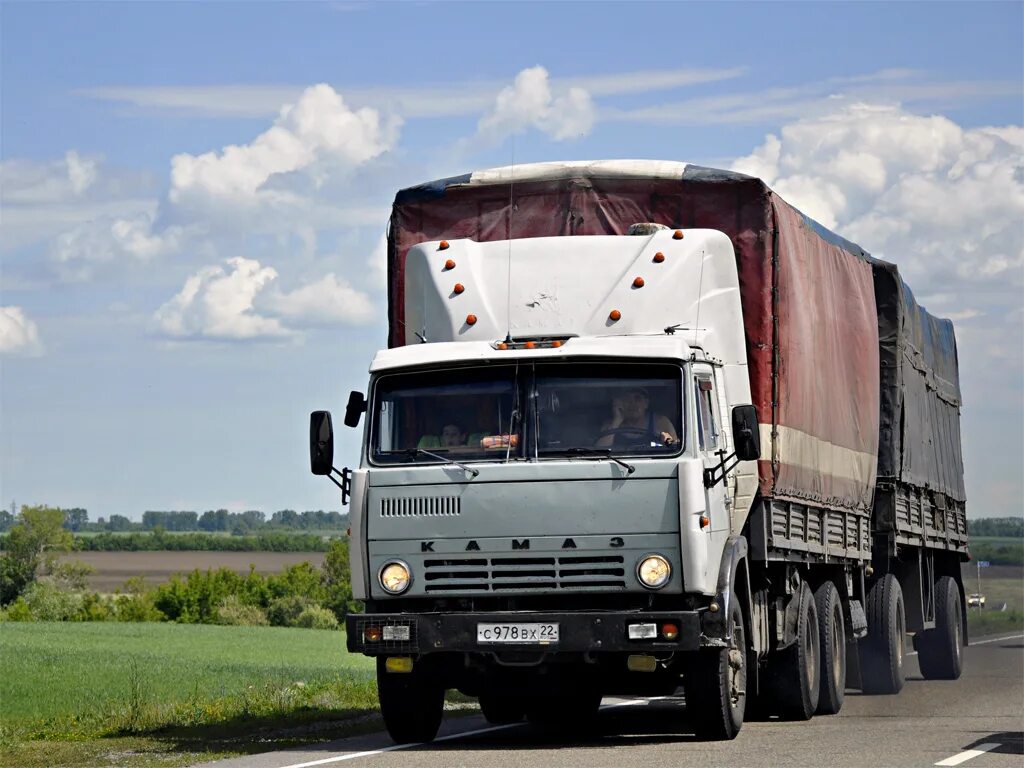 Алтайский край бу грузовики. КАМАЗ 5320. КАМАЗ 5320 Алтайский край. Фототрак КАМАЗ. Алтайский край фуры.