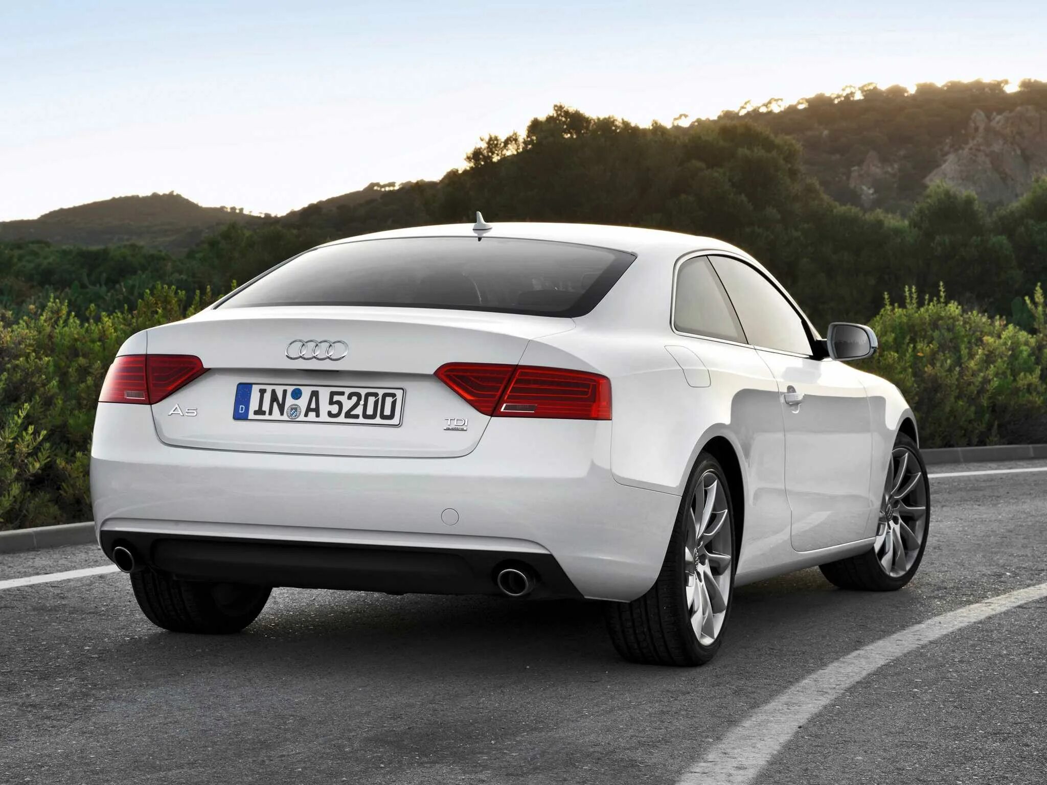 A 5 b 7 a 34. Audi a5 Coupe. Ауди а5 купе. Audi a5 Coupe 2012. Ауди а5 кватро.