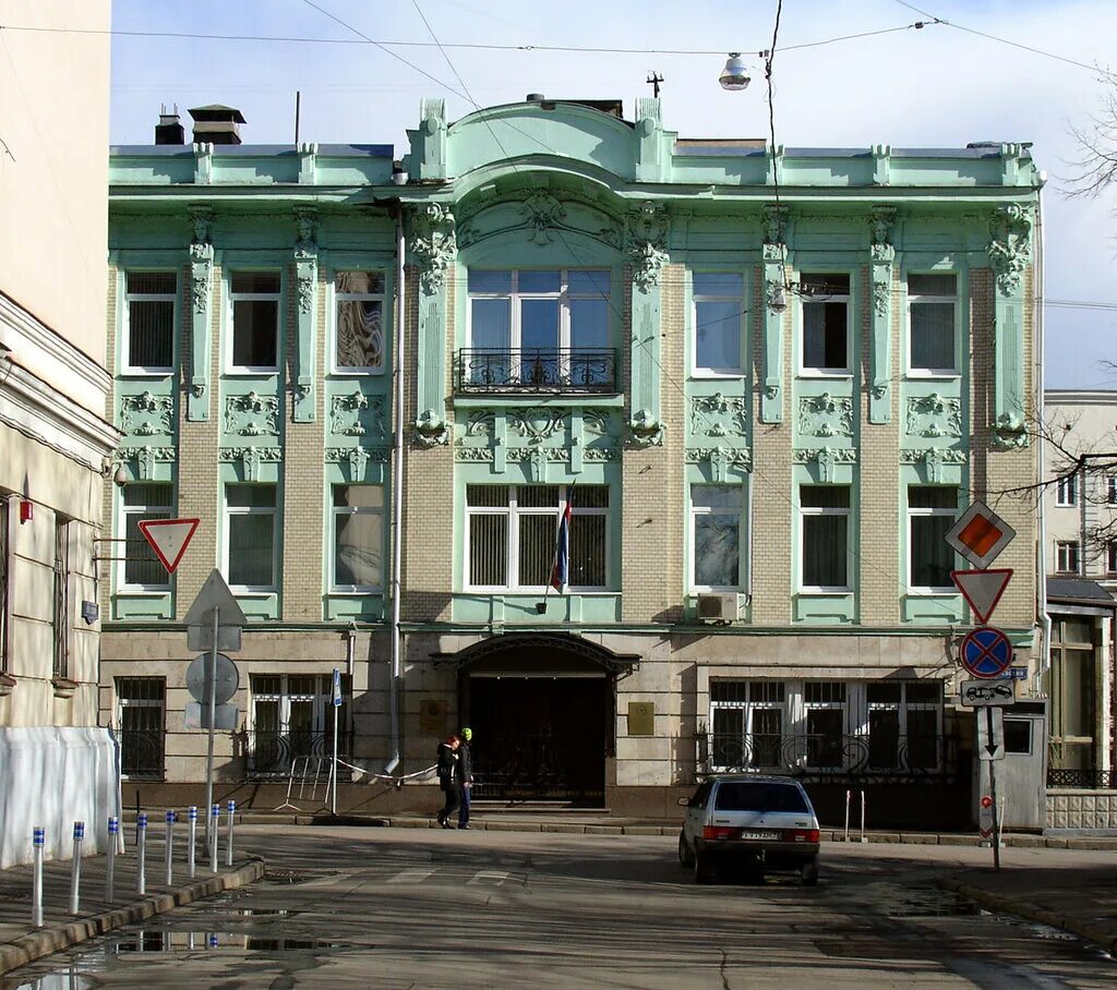 Посольства азербайджана график работы. Леонтьевский переулок 16 посольство азербайджана. посольство азербайджана в москве. азербайджанское посольств в москве.