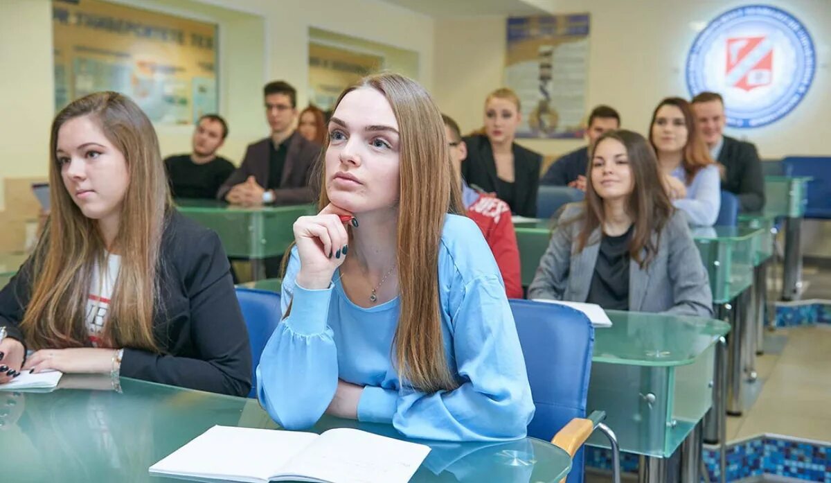 Педагогический университет абитуриентов. СПБУТУИЭ В Санкт-Петербурге. Университет технологий и управления. Университет технологии и экономики. Абитуриенты в СПБ.