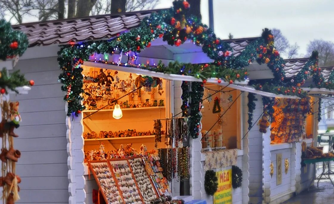 арт-маркет на елагином острове. рынок елочные игрушки. новогодняя ярмарка. новогодний арт-маркет в галерее дизайна grunge в новосибирске!. рождественская ярмарка флакон.