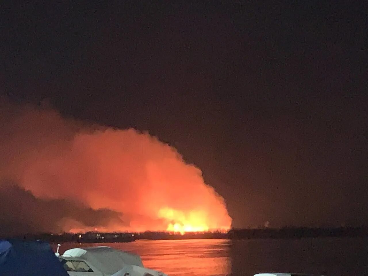 Пожар в Хабаровске. Пожар весной. Пожар в Хабаровске 2023 17 декабря. Пожар в Хабаровской области 2022. Хабаровск сгорели