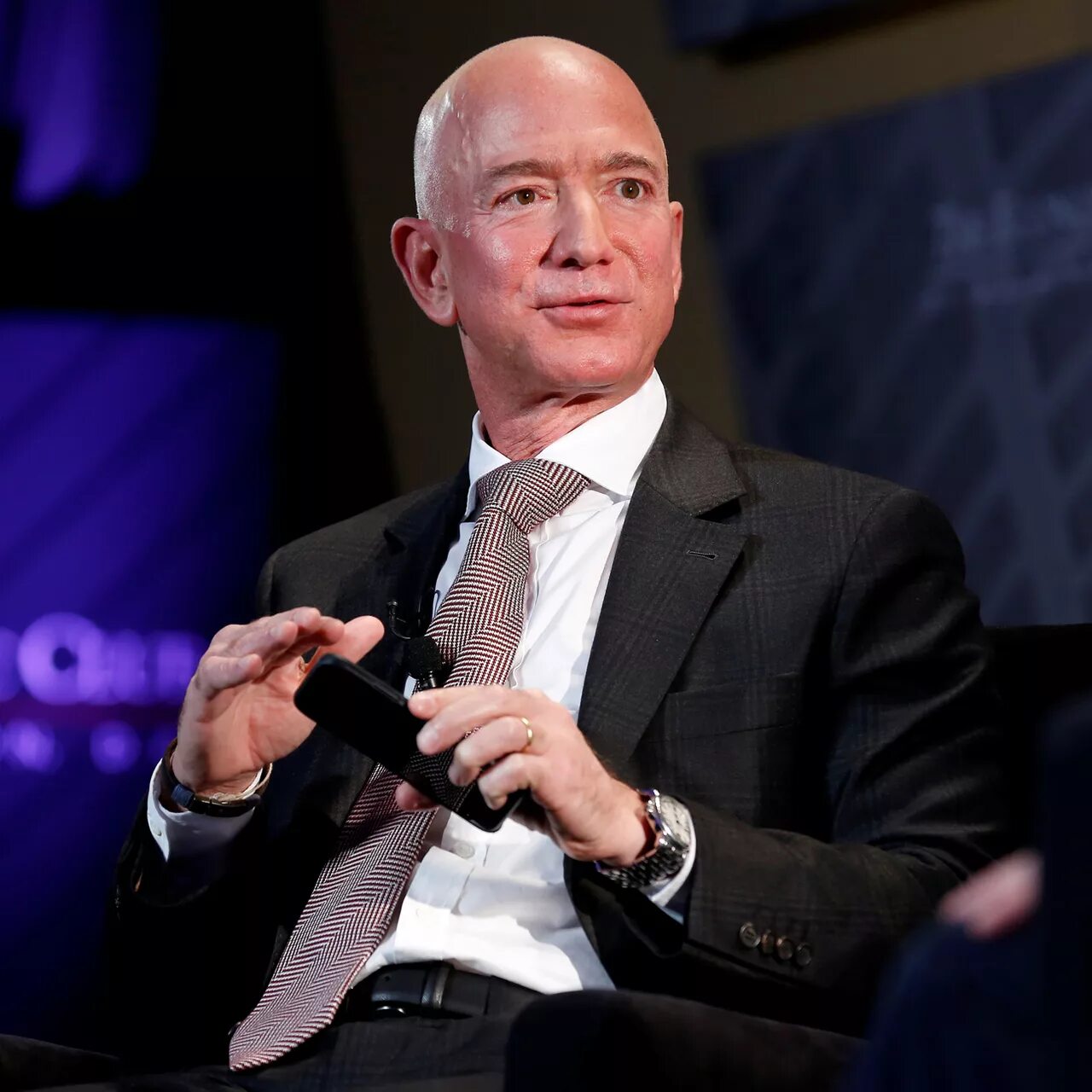 Бизнесмен коллаж. Стив джобс. Константин босснер. Знаменитости мировой истории. Джефф безос состояние.