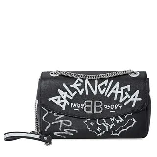 Balenciaga graffiti