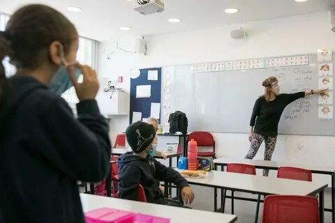 Student sends prof sos signal на русском