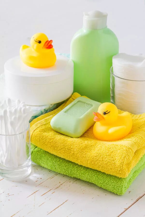 Мыло полотенце шампунь. Мыло полотенце для детей. Крем шампунь мыло полотенце для детей. Полотенце и мыло елочка. Полотенце моющие средства