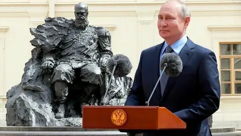 Памятник гатчина открытие