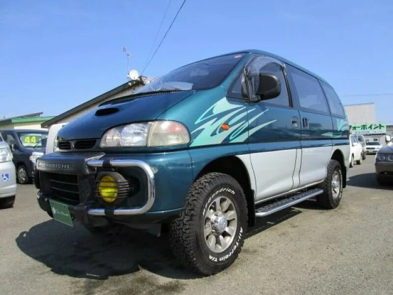 Делика л 400 2. Митсубиси делика 1996-2001. Mitsubishi delica 1996 года. Делика 1996 года. Делика 1996 года.