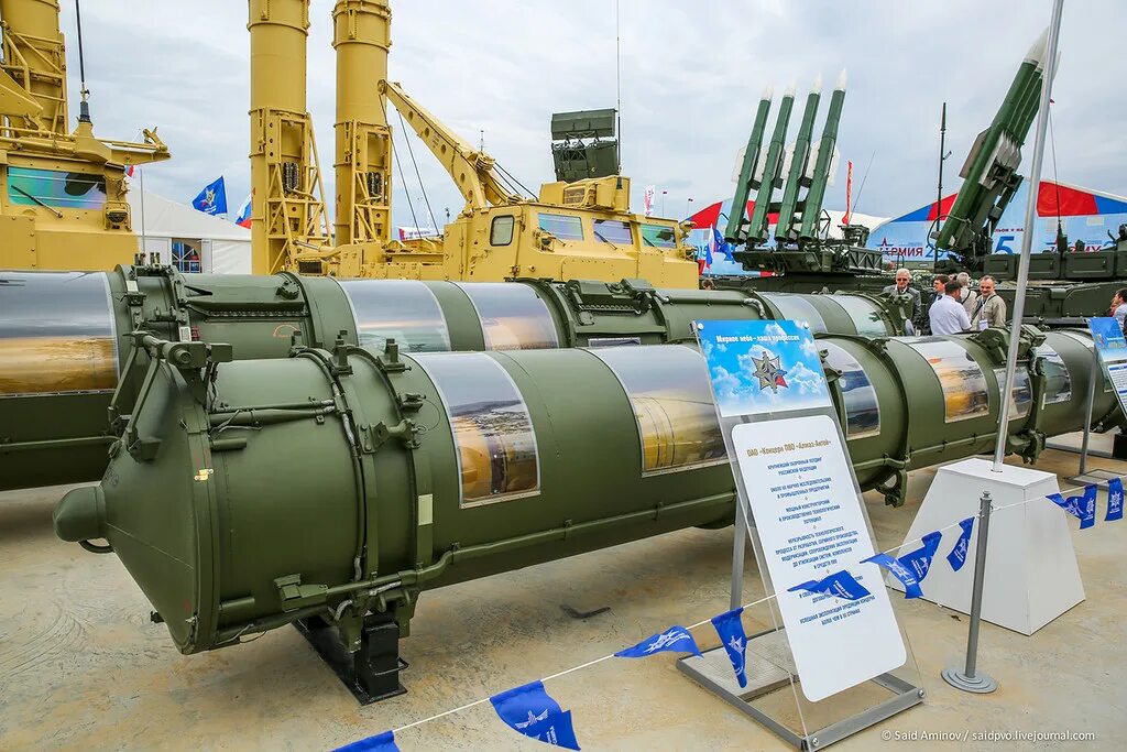 Рлс 9с19м2. С-300вм антей-2500. Пусковые контейнеры для ракет 9м96е. Ракета от с300. Sta-414/m2.