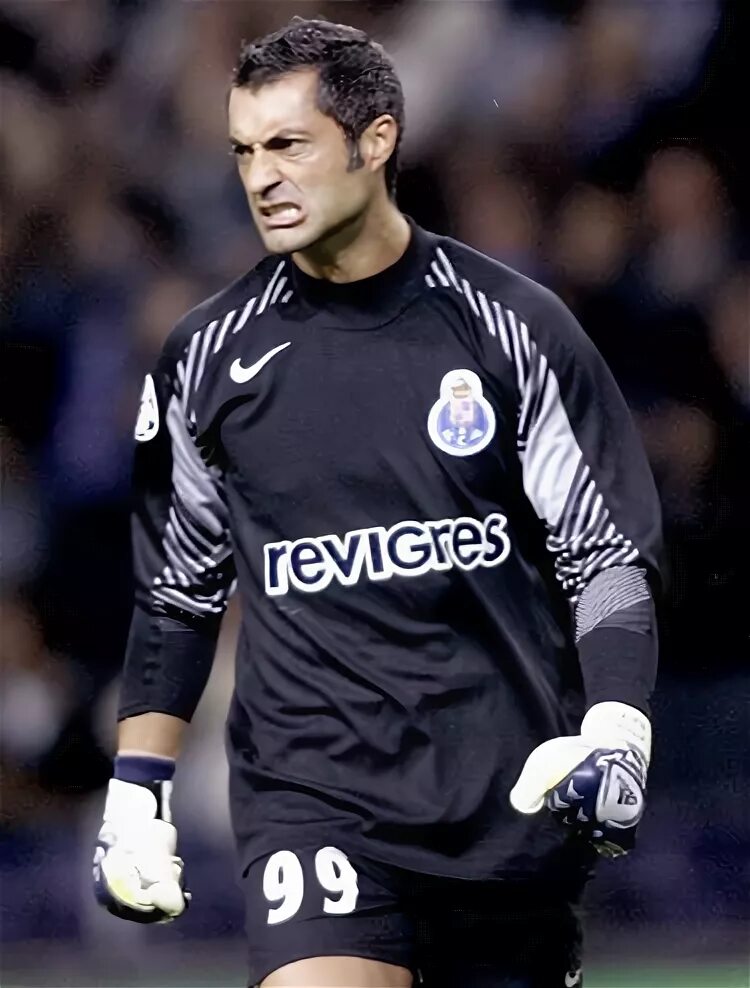 рауль гонсалес реал мадрид. Kaka футболист milan. номера футболистов. таблички на подъезды с номерами квартир. марокканский футболист хишам зеруали.