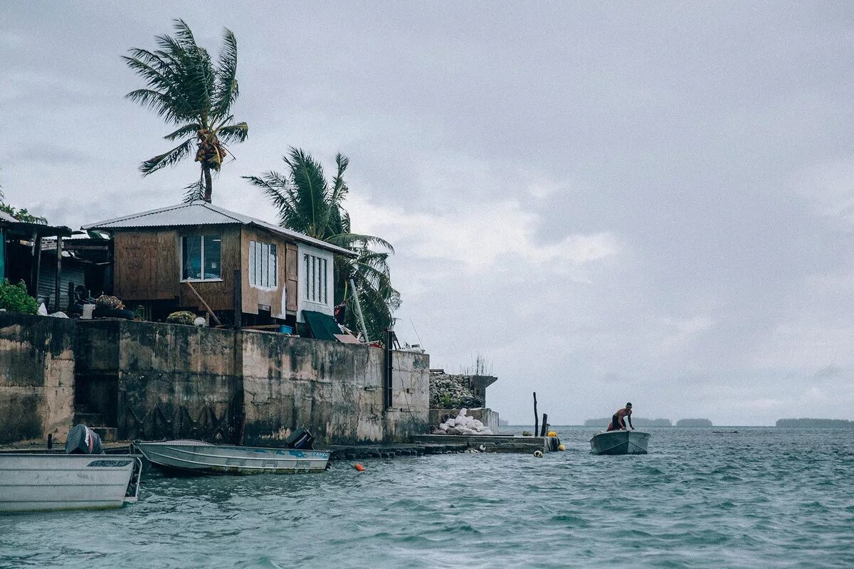 Архипелаг тристан-да-кунья великобритания. Самая удаленная страна. Самая удаленная страна. Самая удаленная нация. Тихоокеанский остров науру.
