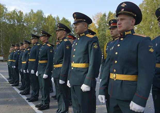 Ракетные войска форма одежды. Парадная форма офицеров рвсн.