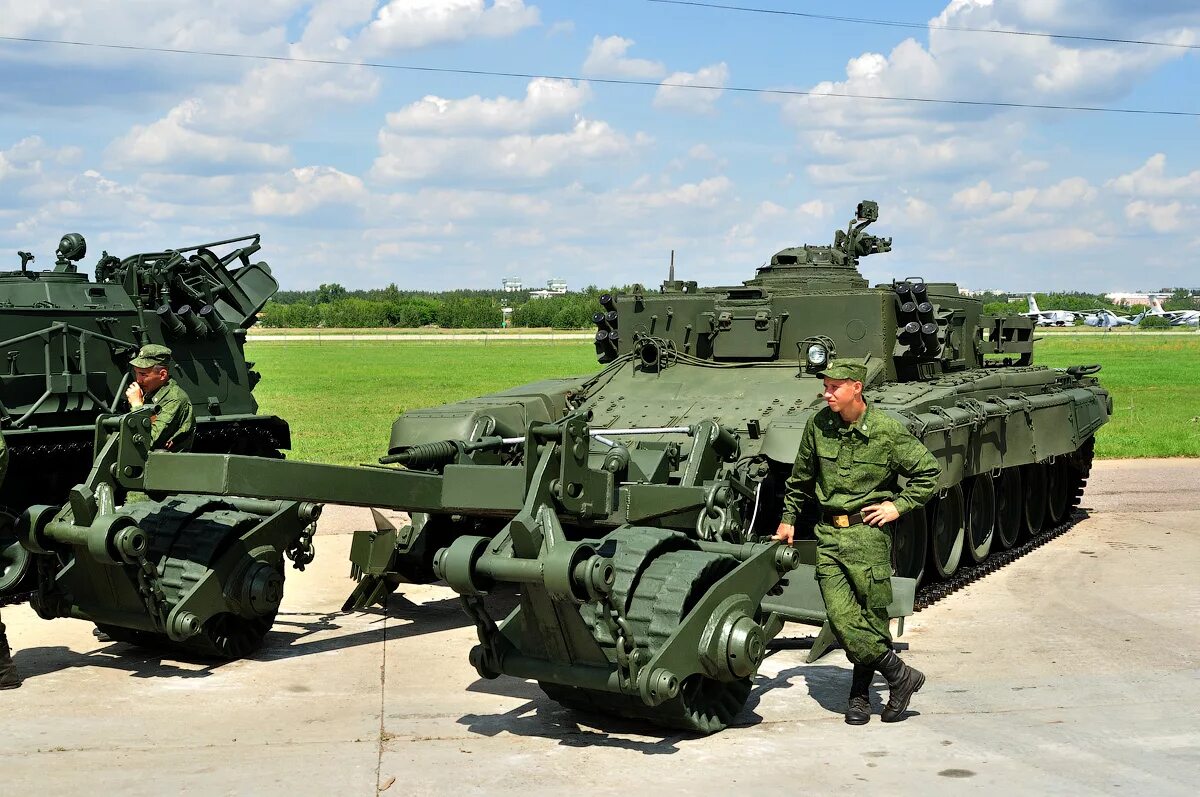 Боевая машина разминирования бмр-3м. Проход робот. Проход робот. Проход робот. Проход робот.