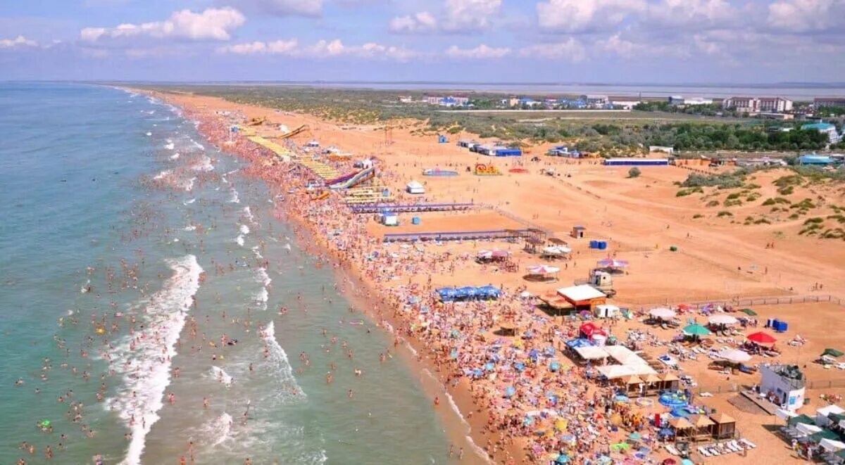 Витязево пляжи отзывы. Анапа поселок Витязево море. Поселок Витязево Анапа пляж. Витязево Краснодарский край пляж. Витязево посёлок 2020.