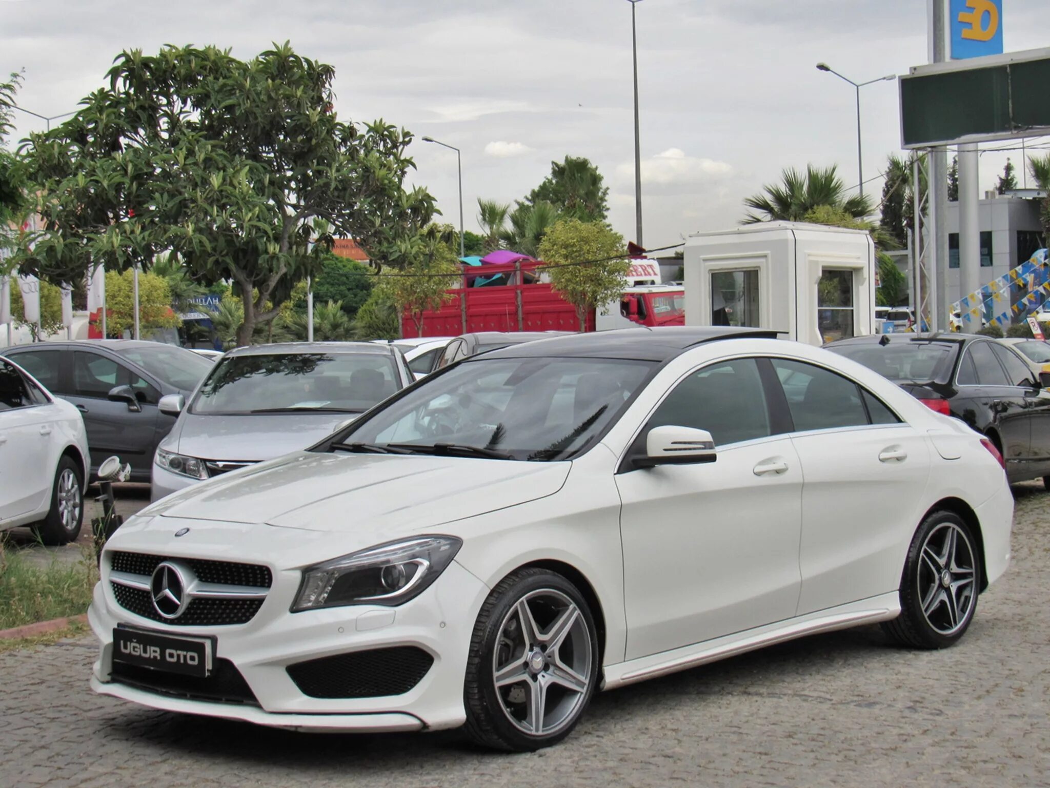 Mercedes cla 180. Mercedes CLA 180 AMG. CLA 180 Mercedes 2015. Мерседес CLA 2015. CLA AMG 2015.