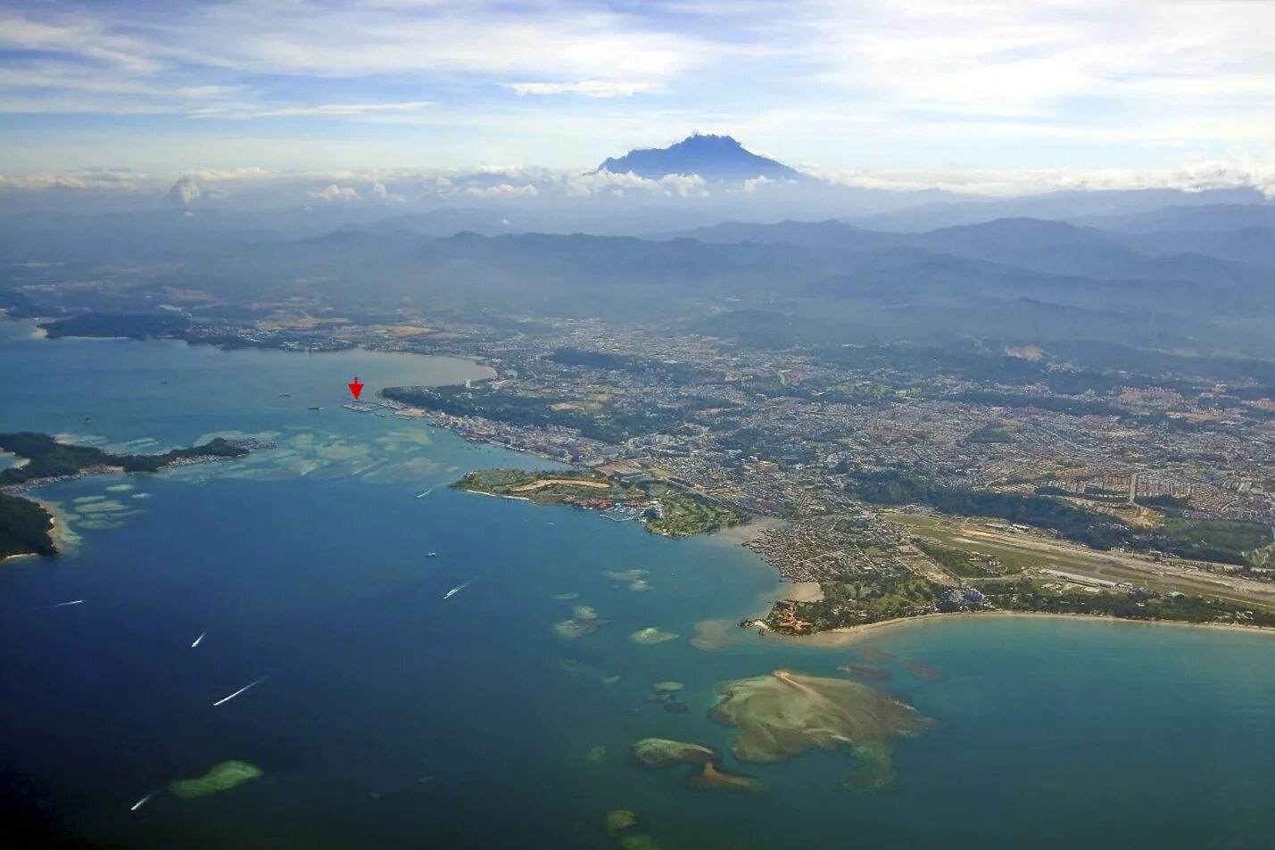 Сабах город. Сабах город. Кадазан еапрд. Кота кинабалу фото. Мечеть кота кинабалу.