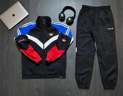 Мужские спортивные костюмы 90