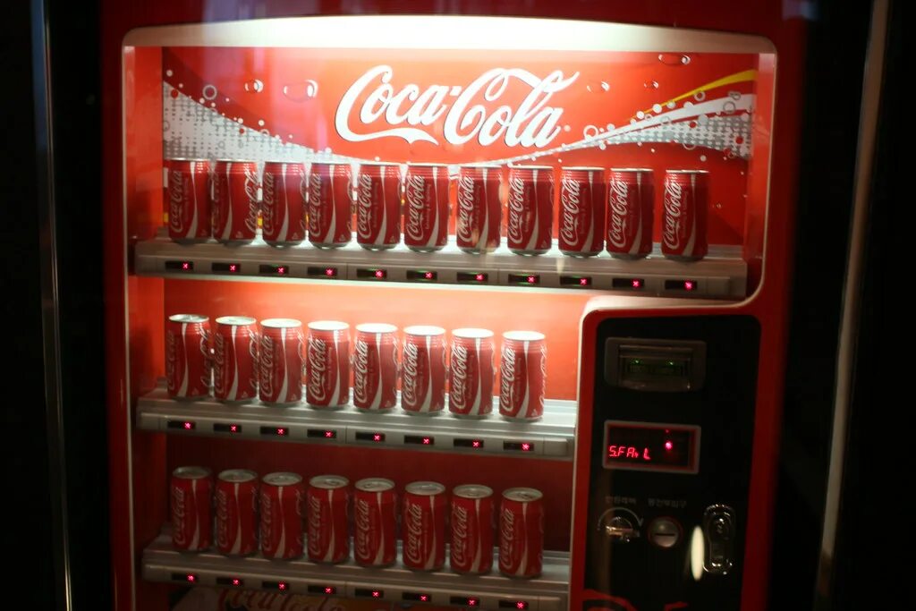 Холодильник Кока кола ICOOL 500. Холодильник витрина Coca-Cola pf32. Холодильник Smeg Coca Cola. Автомат Coca Cola. Покупка колла