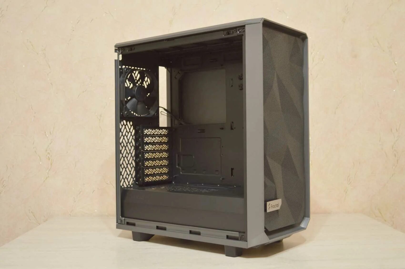 Корпус fractal design 2. Fractal design meshify 2 compact. корпус fractal design meshify 2 compact. fractal design meshify 2 compact gray. корпус fractal design meshify 2 compact [fd-c-mes2c-02].