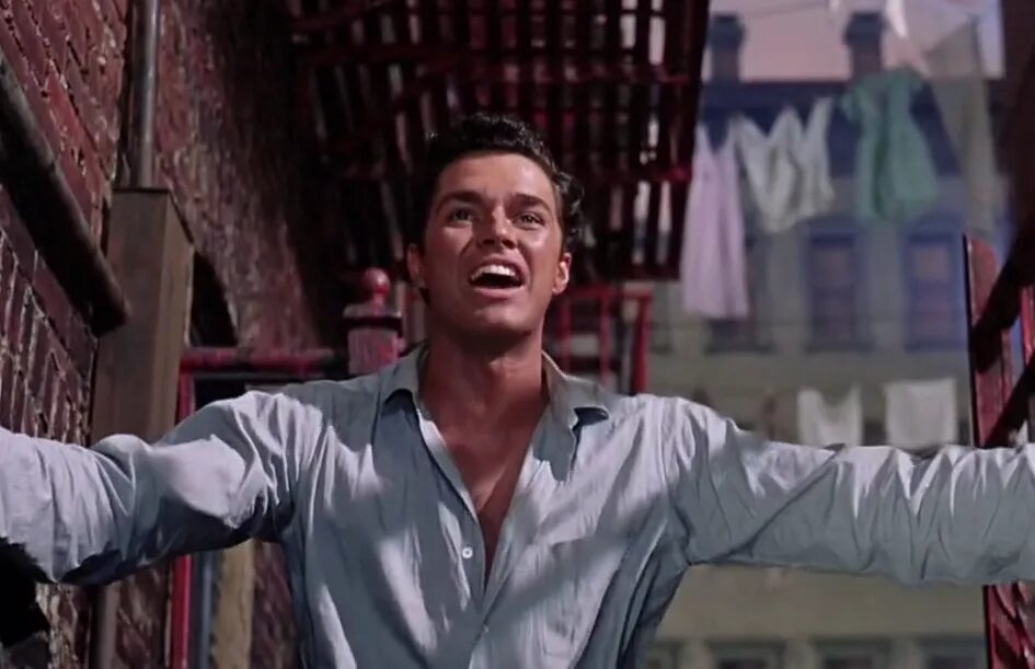 Вестсайдская история отзыв. Вестсайдская история отзыв. West side story 2021. West side story 1961. Вестсайдская история бернардо.