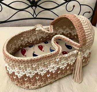 Вязаная люлька из трикотажной пряжи