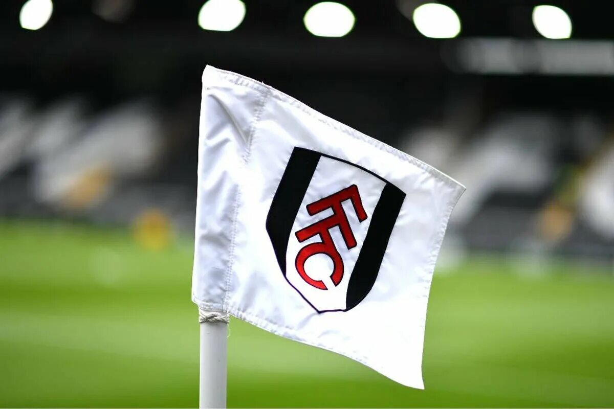 Фк фулхэм. Фулхэм флаг. * Фулхэм (Fulham). ФК Фулхэм эмблема. Фолхемз.