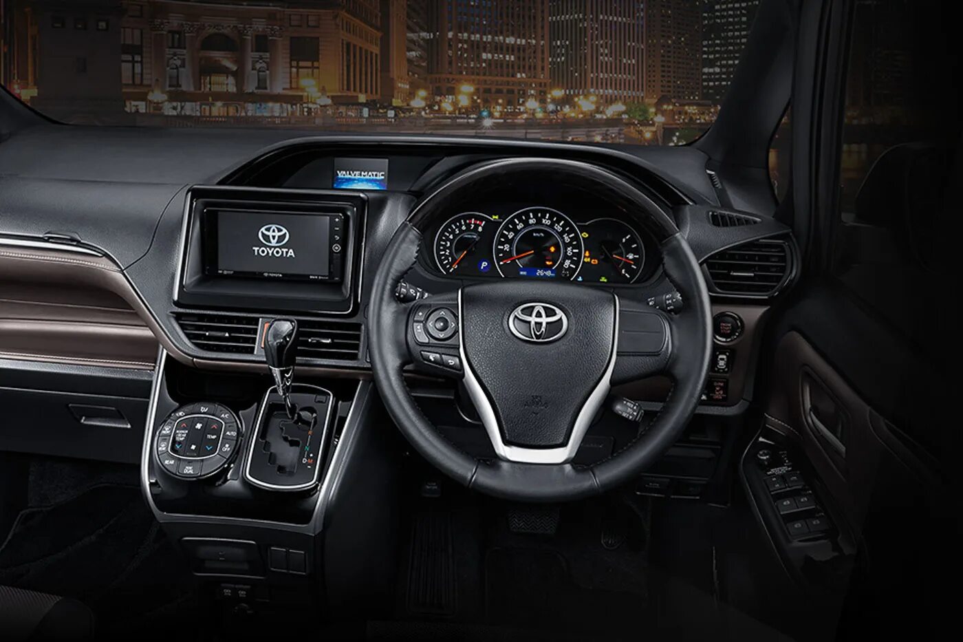 Тойота вокси панель. Toyota voxy 2006. Toyota voxy 2018 interior. Тойота вокси 2008 салон. Toyota voxy 2002.