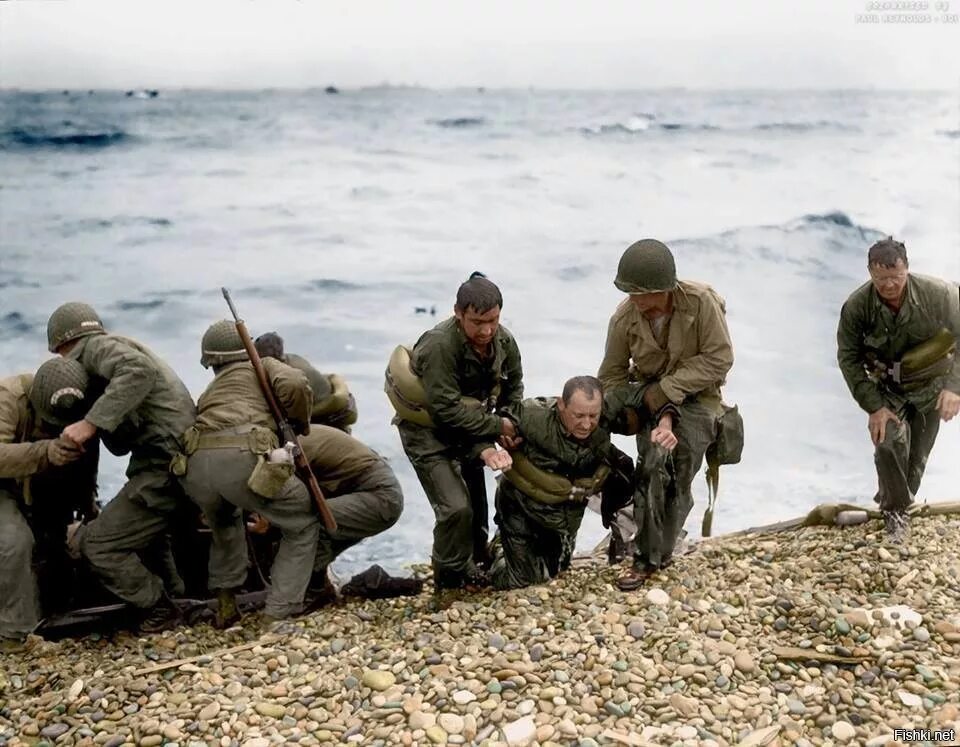 Высадка союзников в нормандии операция. Высадка в Нормандии 1944. Высадка в Нормандии 1944 Омаха. Омаха Бич 1944. Высадка десанта в Нормандии в 1944.