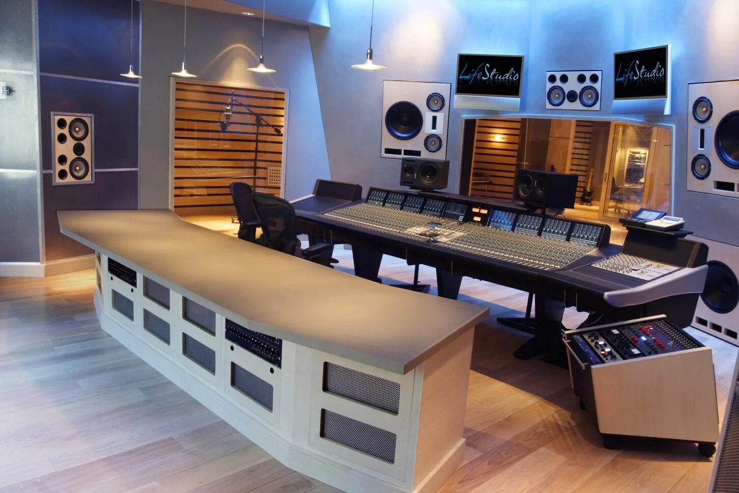 Аудио студия. Домашняя аудио студия. Помещение для музыкальной студии. Дизайн маленькой студии звукозаписи. Sounds rooms