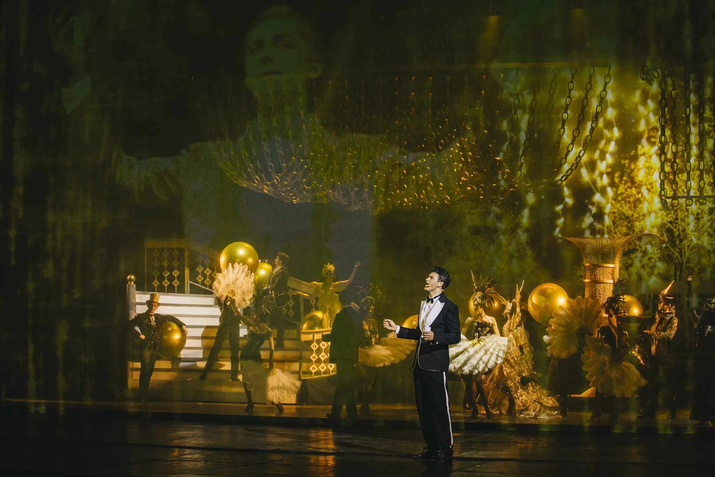 Мюзикл великий гэтсби спб. Великий гэтсби мюзик холл 2022. Великий гэтсби мюзик холл спб. Мюзикл великий гэтсби мюзик-холл. Великий гэтсби музыкальный театр.