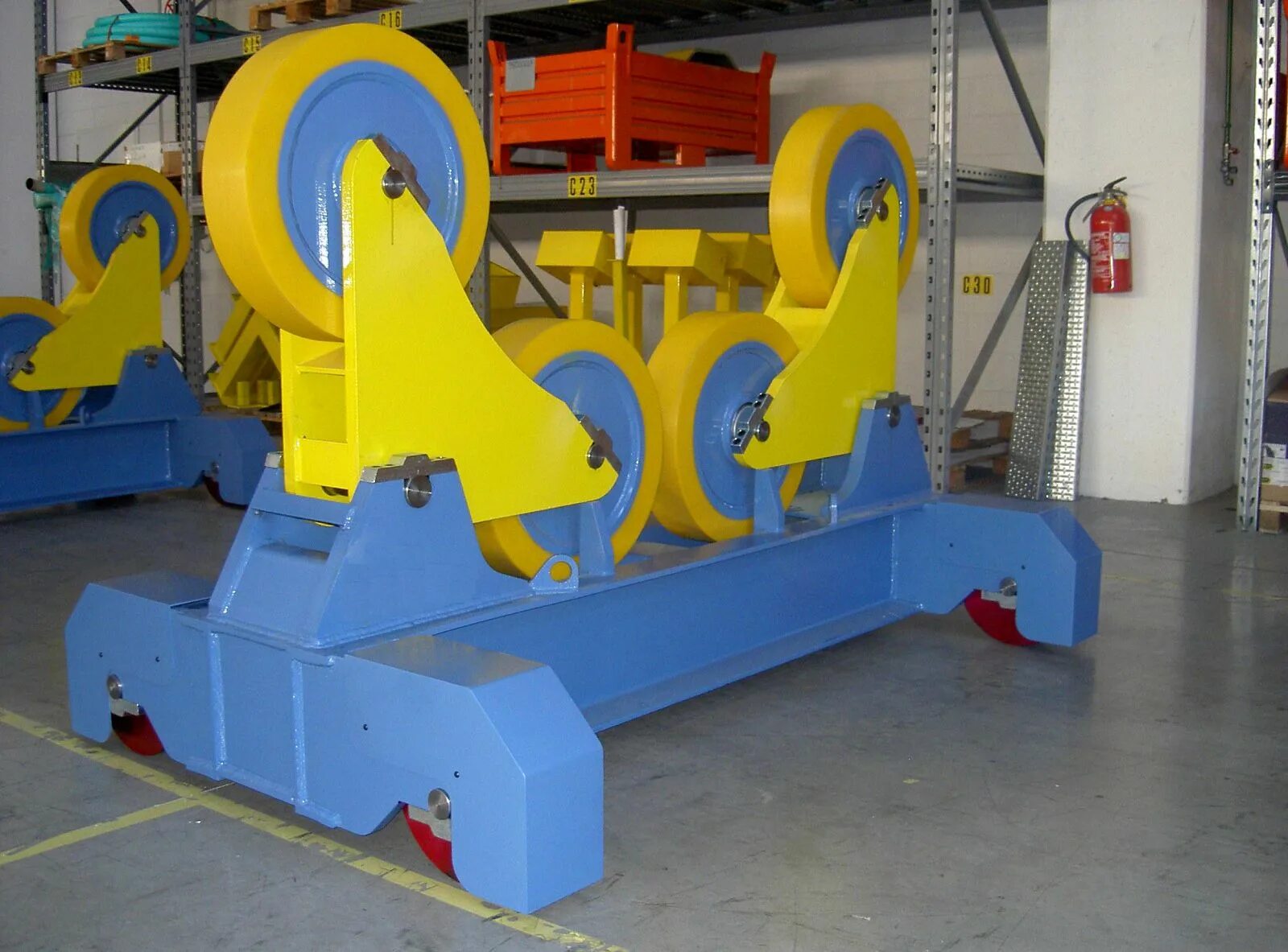 Роликовый стенд. Роликовая опора для труб tg-600b. Сварочные роликоопоры. Роликовый вращатель для труб 60-400. Сварочный роликовый вращатель вс 3р (3000 кг,.