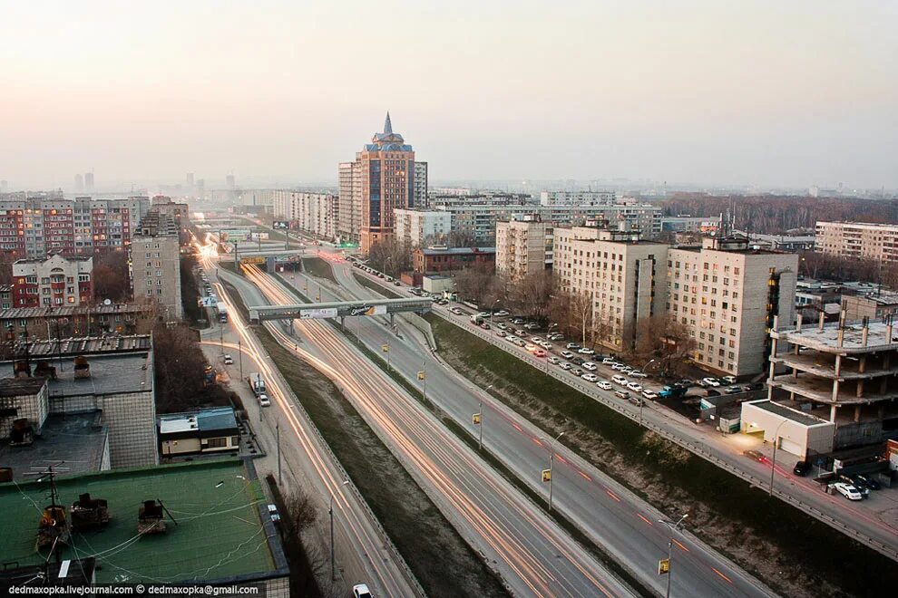 Ипподромская магистраль Новосибирск. Ипподромская улица Новосибирск. Камеры перекресток. Ипподромская и Кропоткина. Город Новосибирск улица Ипподромская дом 44.