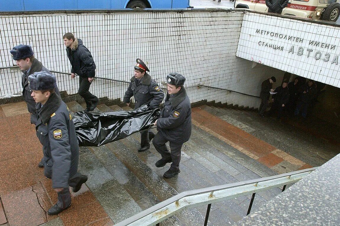 6 02 2004. Автозаводская павелецкая теракт. 06.02.2004 теракт автозаводская. 6 февраля 2004 автозаводская павелецкая теракт.