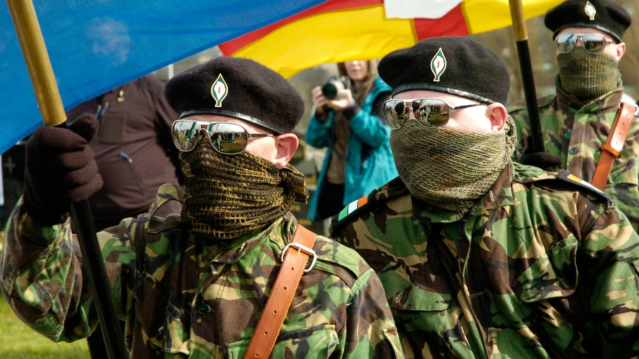 Ирландский боец ира. Ирландская революционная армия. Ира ирландия. Ирландская армия ира. Ирландская армия ира.