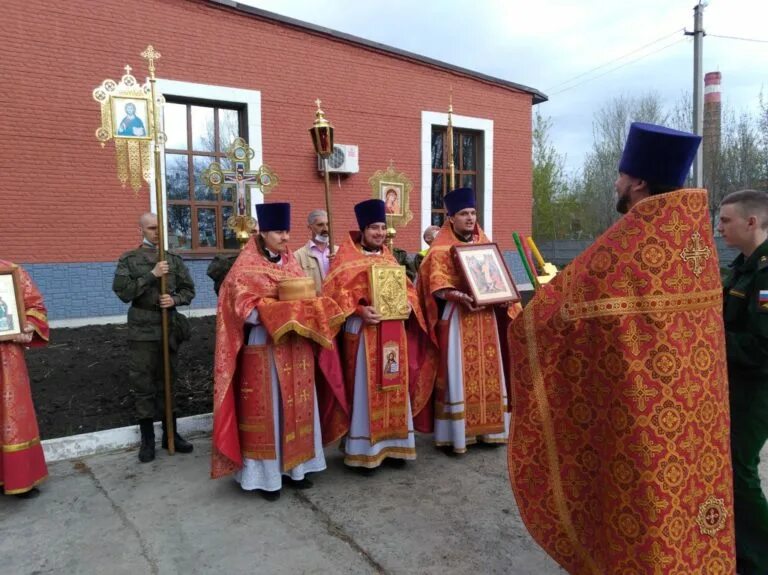 храм великомученицы софии село абашево. протоиерей михаил михайлов. иерей михаил державин. саратовская область татищевский район поселок светлый. храм в светлый вера надежда любовь татищевский район.