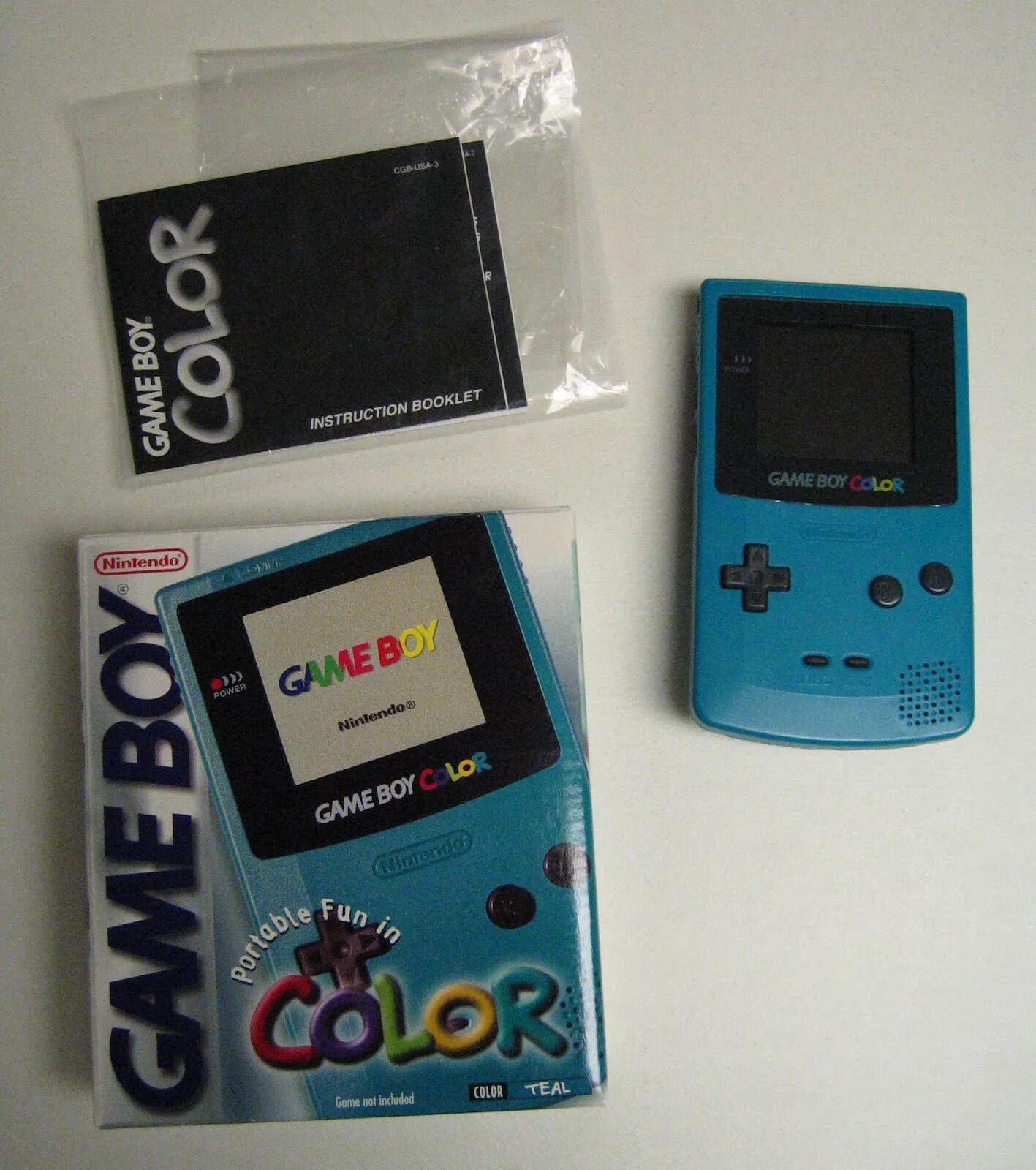 Расцветки геймбоя. Game boy. Game boy Color. Game boy Color с аксессуарами.