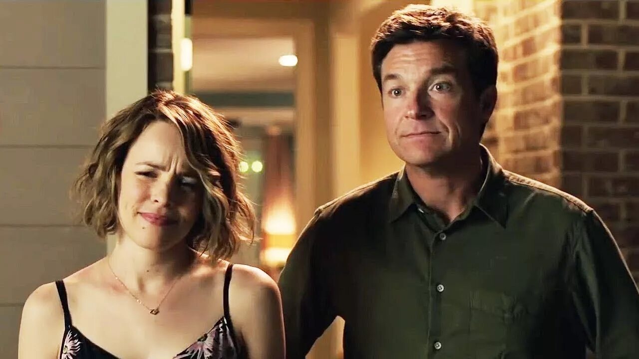 Джейк джонсон ты водишь. Blockers фильм 2018. Blockers фильм 2018. The royal treatment фильм 2022. Подстава фильм нетфликс.