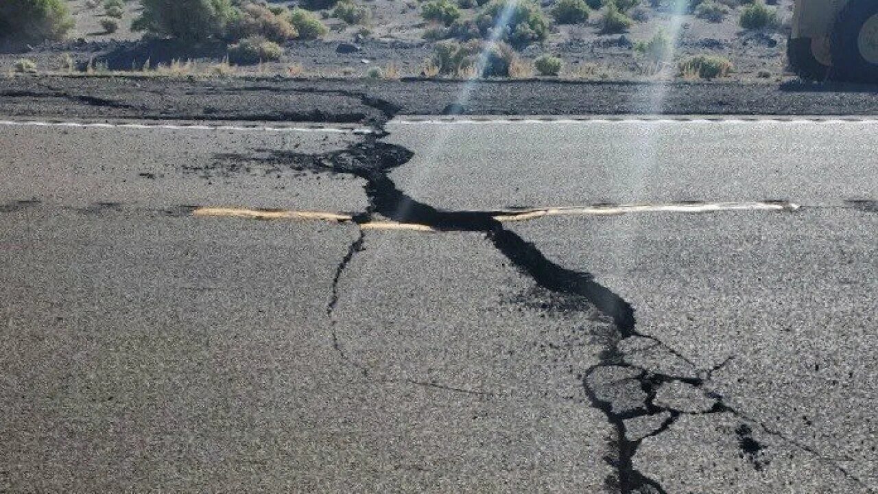 Магнитуда землетрясения. Карта землетрясений. Порт о пренс землетрясение 2010. Землетрясение магнитудой 4. Магнитуда землетрясения шкала.