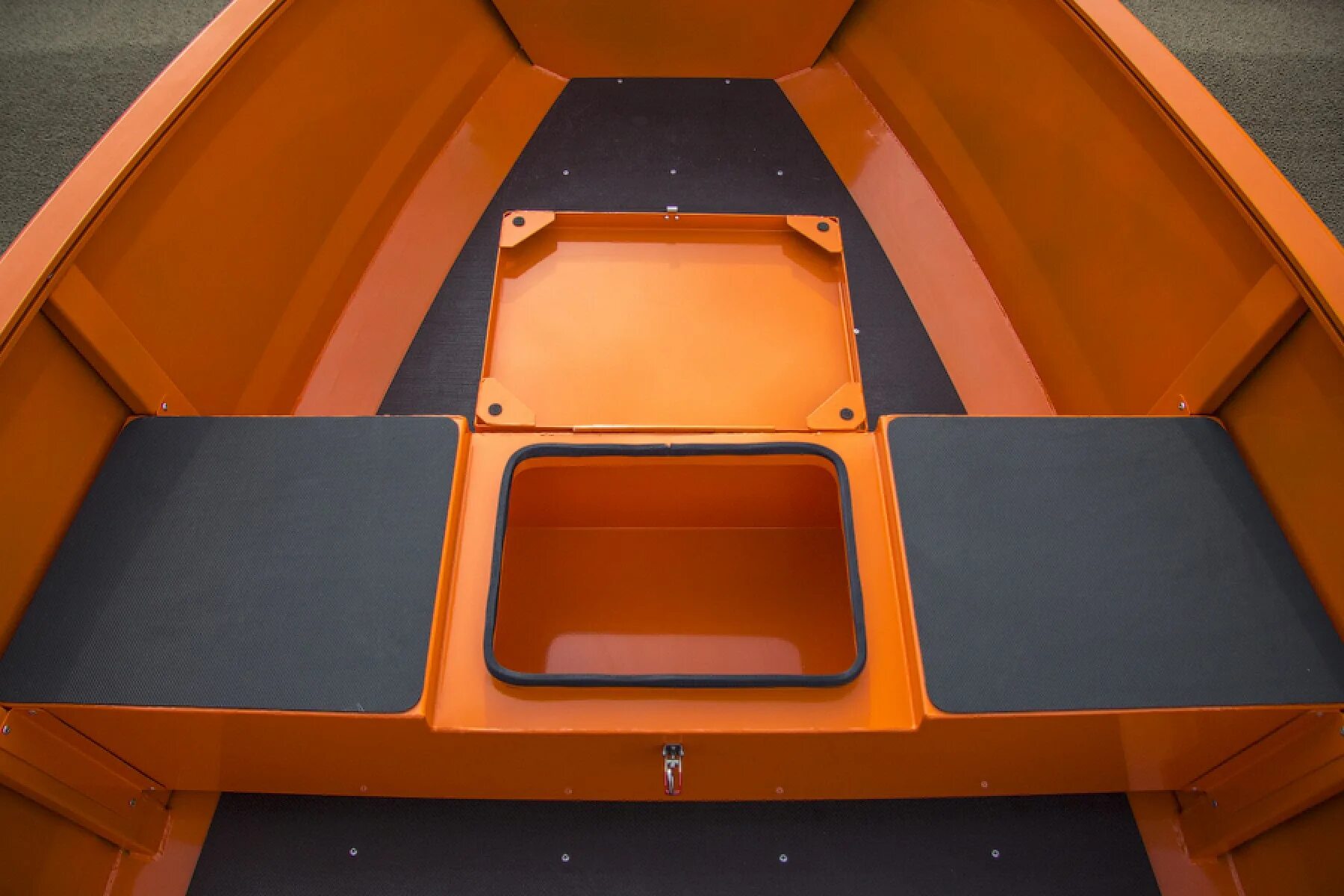 Алюминиевая лодка wellboat-42 next. Лодка volzhanka 42. Лодка волжанка 42 румпельная. Волжанка 42 scout. Лодка волжанка 42.