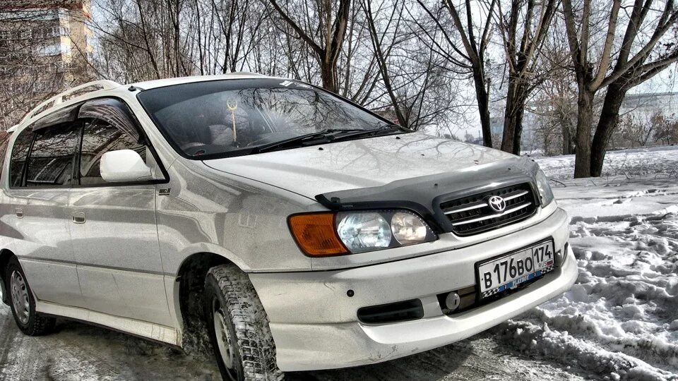 Toyota ipsum 10. Toyota ipsum 1998. Тойота Ипсум 10 кузов. Toyota ipsum 2015.